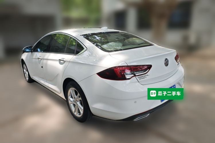 Used Buick Regal 2020 552T Elite Edition Rear Left 45 Deg