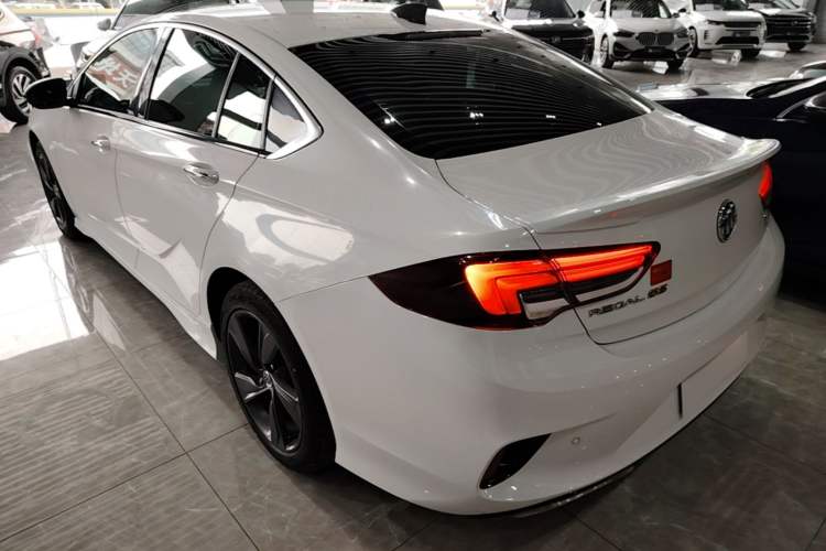 Used Buick Regal 2020 GS 28T Elite Model Rear Left 45 Deg