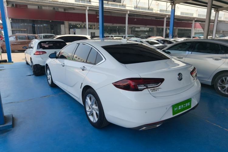 Used Buick Regal 2020 552T Elite Edition Rear Left 45 Deg