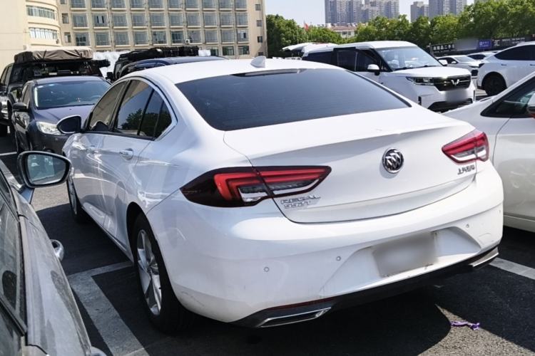 Used Buick Regal 2020 552T Elite Edition Rear Left 45 Deg