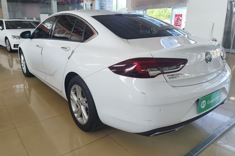 Used Buick Regal 2020 552T Elite Edition Rear Left 45 Deg