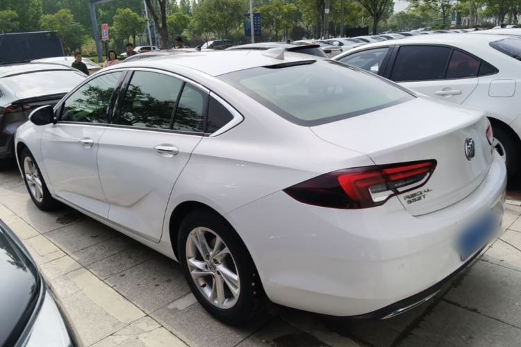 Used Buick Regal 2020 552T Elite Edition Rear Left 45 Deg