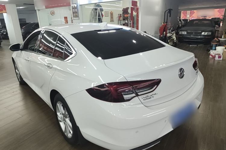 Used Buick Regal 2020 552T Elite Edition Rear Left 45 Deg