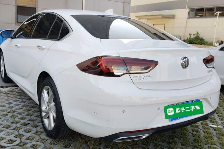 Used Buick Regal 2020 552T Elite Edition Rear Left 45 Deg