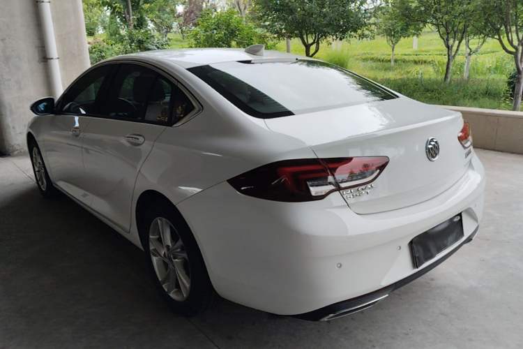 Used Buick Regal 2020 552T Elite Edition Rear Left 45 Deg