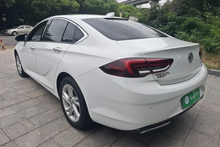 Used Buick Regal 2020 552T Elite Edition Rear Left 45 Deg
