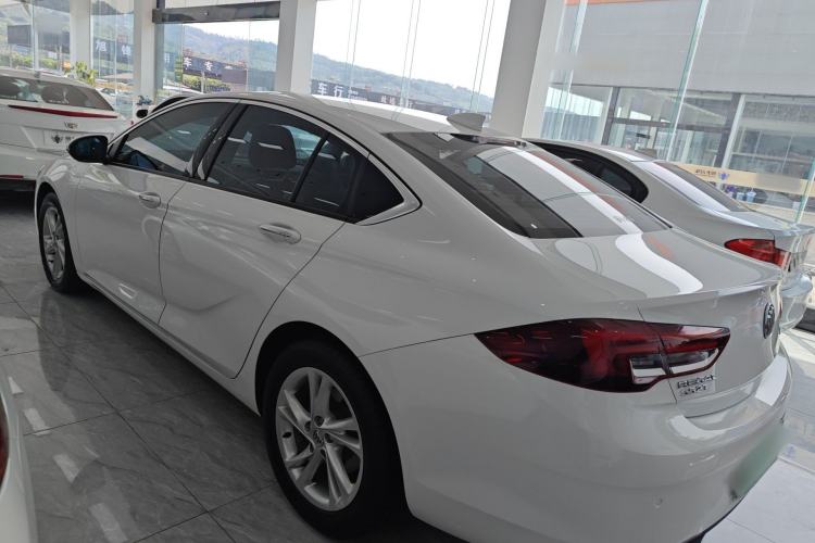 Used Buick Regal 2020 552T Elite Edition Rear Left 45 Deg