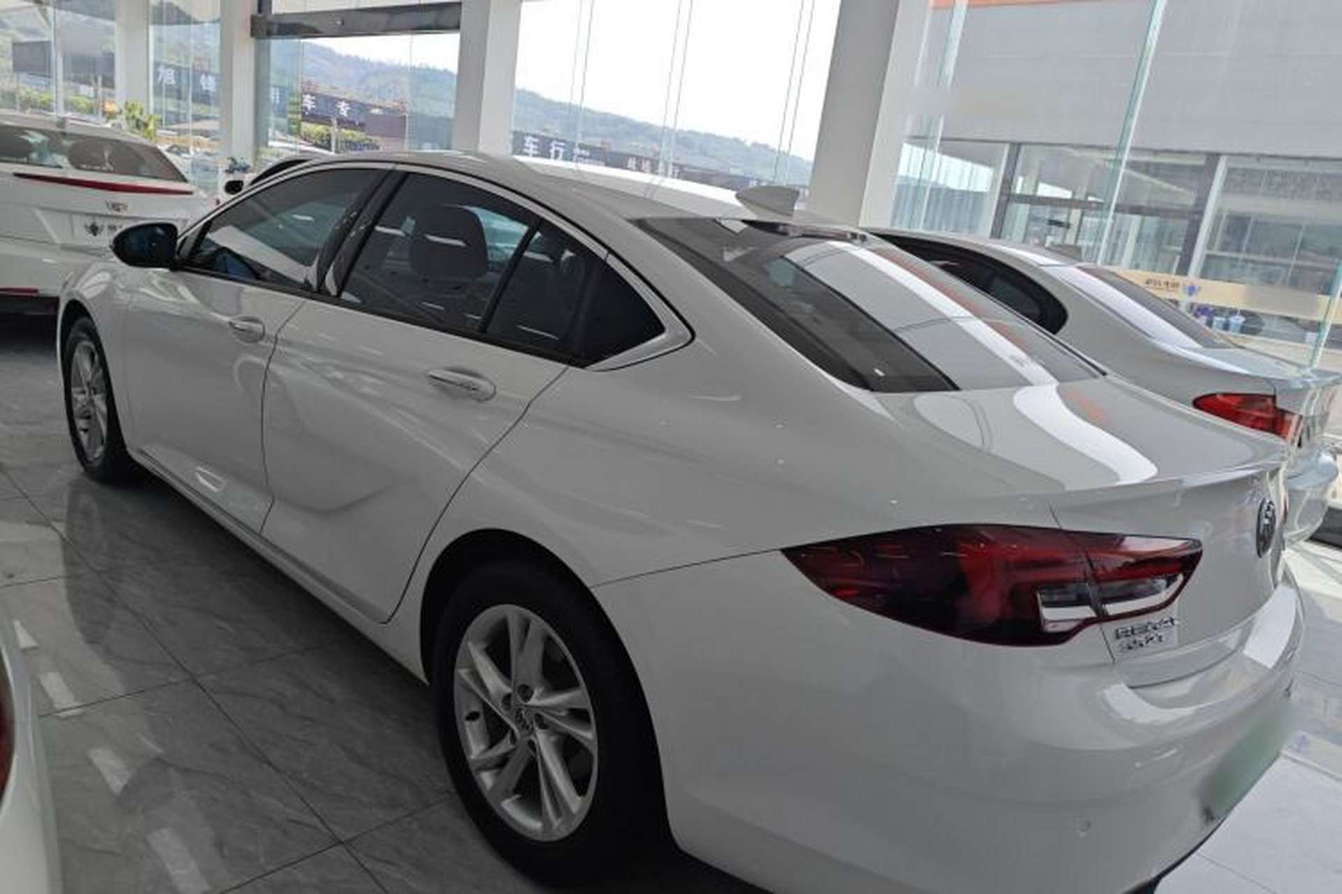 Used Buick Regal 2020 552T Elite Edition Rear Left 45 Deg