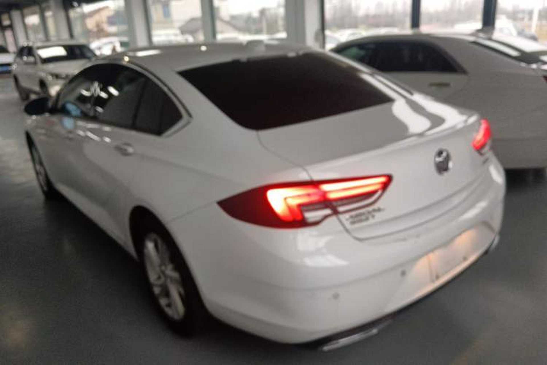 Used Buick Regal 2020 552T Elite Edition Rear Left 45 Deg