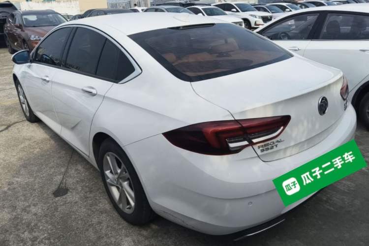Used Buick Regal 2020 552T Elite Edition Rear Left 45 Deg