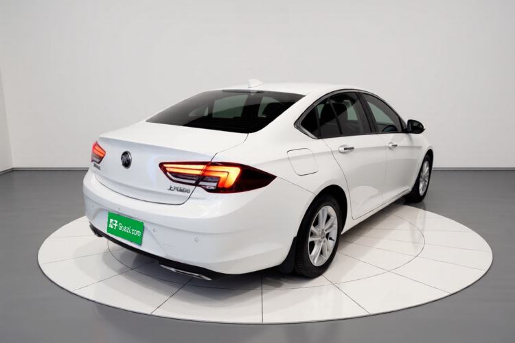 Used Buick Regal 2020 552T Elite Edition Rear Right 45 Deg