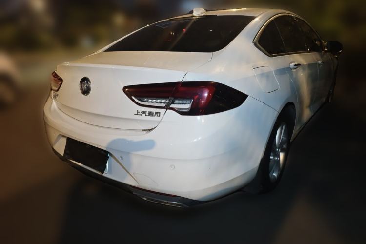 Used Buick Regal 2020 552T Luxury Version Rear Right 45 Deg