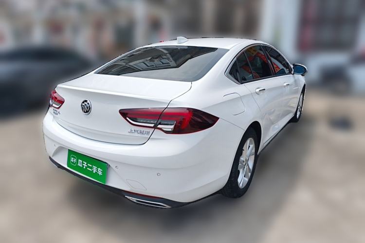 Used Buick Regal 2020 552T Luxury Version Rear Right 45 Deg