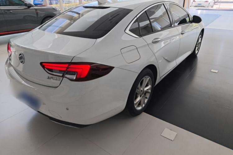 Used Buick Regal 2020 552T Elite Edition Rear Right 45 Deg