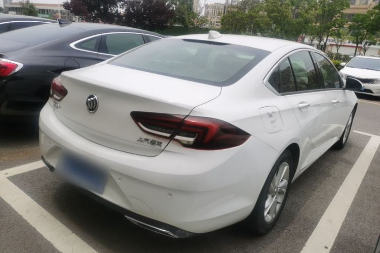 Used Buick Regal 2020 552T Luxury Version Rear Right 45 Deg