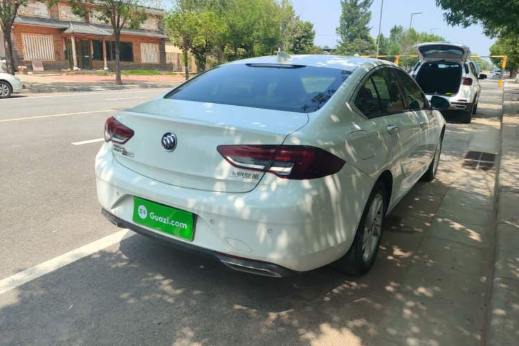 Used Buick Regal 2020 552T Elite Edition Rear Right 45 Deg