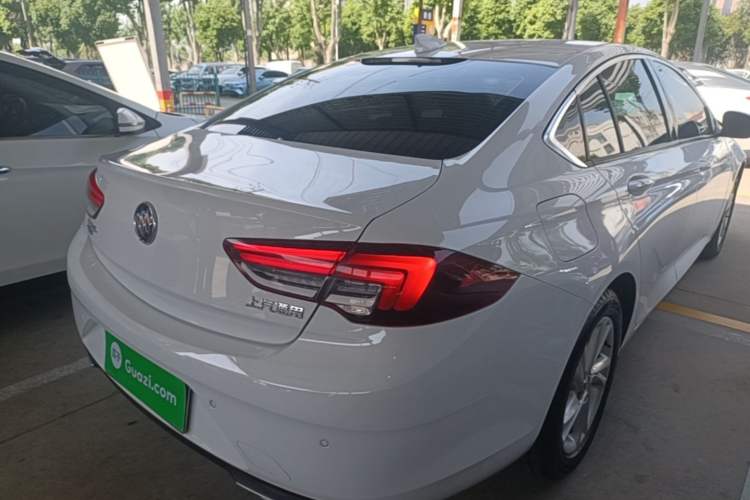 Used Buick Regal 2020 552T Elite Edition Rear Right 45 Deg