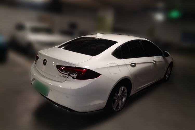 Used Buick Regal 2020 552T Luxury Version Rear Right 45 Deg