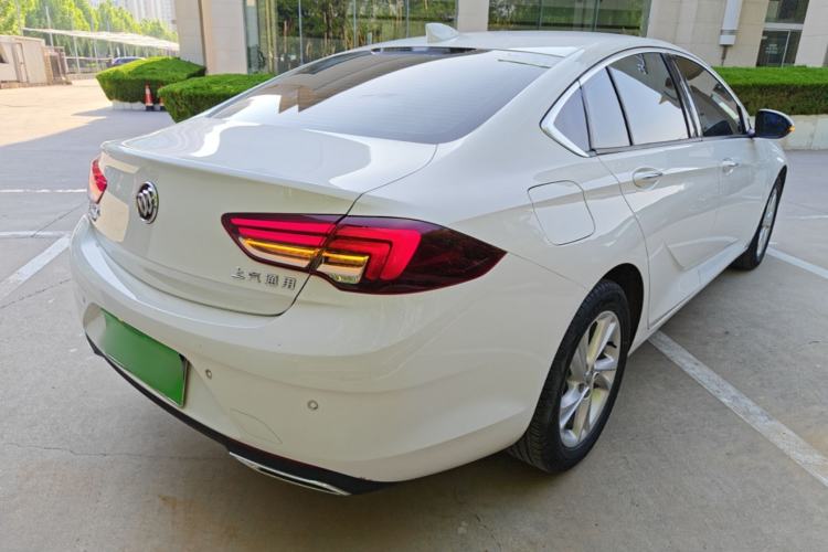 Used Buick Regal 2020 552T Elite Edition Rear Right 45 Deg