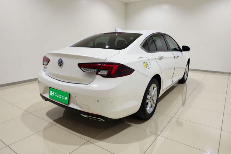 Used Buick Regal 2020 552T Elite Edition Rear Right 45 Deg