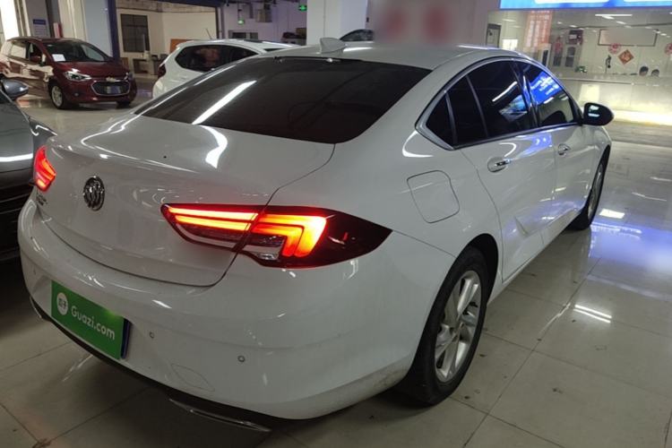 Used Buick Regal 2020 552T Luxury Version Rear Right 45 Deg