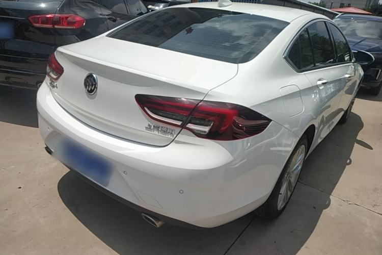 Used Buick Regal 2020 652T Elite Edition Rear Right 45 Deg