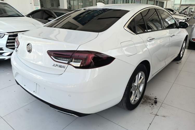 Used Buick Regal 2020 552T Elite Edition Rear Right 45 Deg