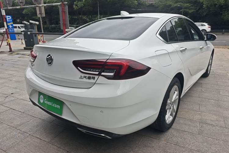 Used Buick Regal 2020 552T Elite Edition Rear Right 45 Deg