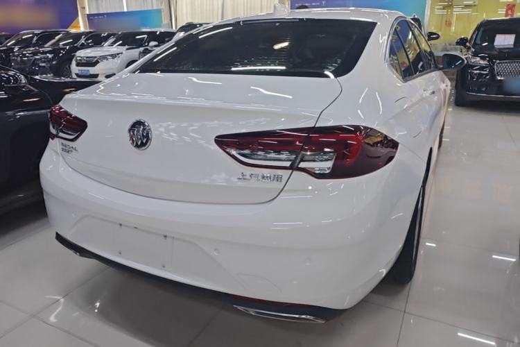 Used Buick Regal 2020 552T Elite Edition Rear Right 45 Deg