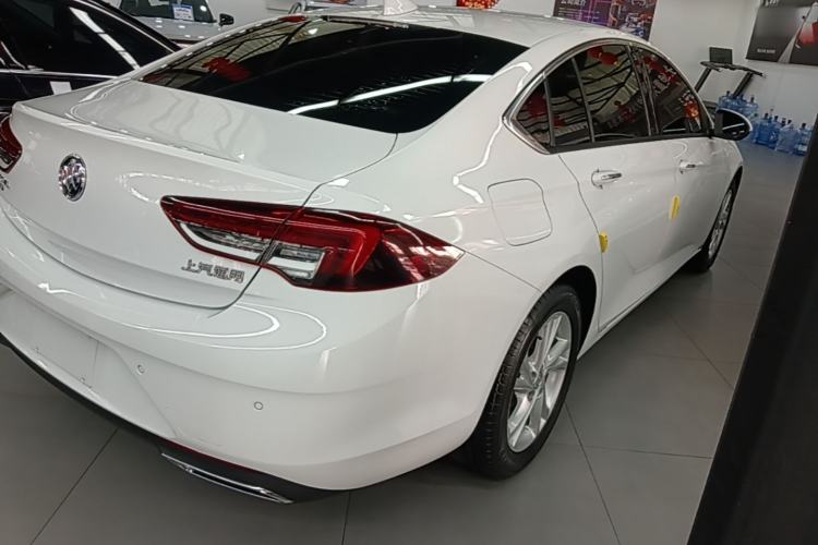 Used Buick Regal 2020 552T Elite Edition Rear Right 45 Deg