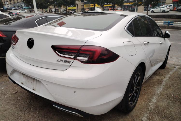 Used Buick Regal 2020 552T Elite Edition Rear Right 45 Deg