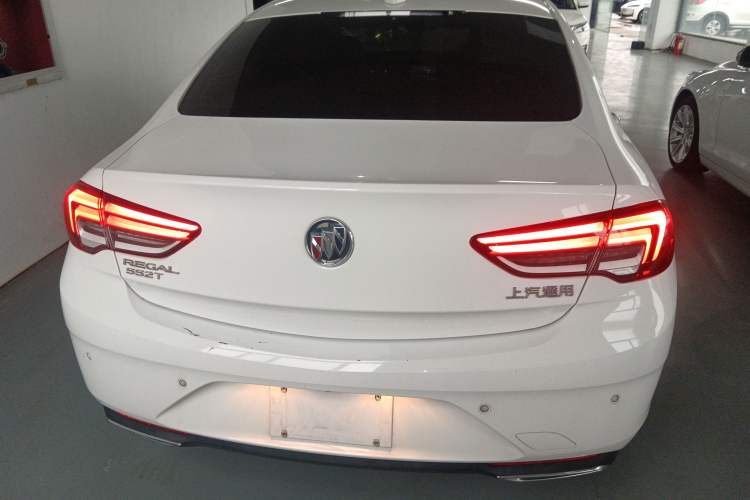 Used Buick Regal 2020 552T Elite Edition Rear