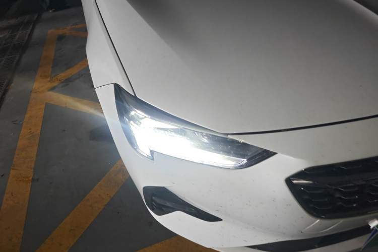 Used Buick Regal 2020 552T Elite Edition Right Front Headlight