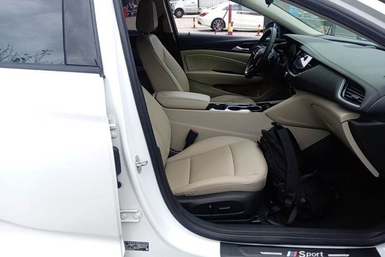 Used Buick Regal 2020 552T Elite Edition Right Front Seat