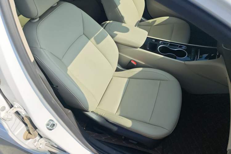 Used Buick Regal 2020 552T Elite Edition Right Front Seat