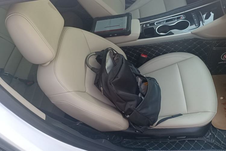 Used Buick Regal 2020 552T Elite Edition Right Front Seat