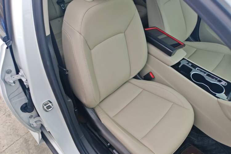 Used Buick Regal 2020 552T Elite Edition Right Front Seat