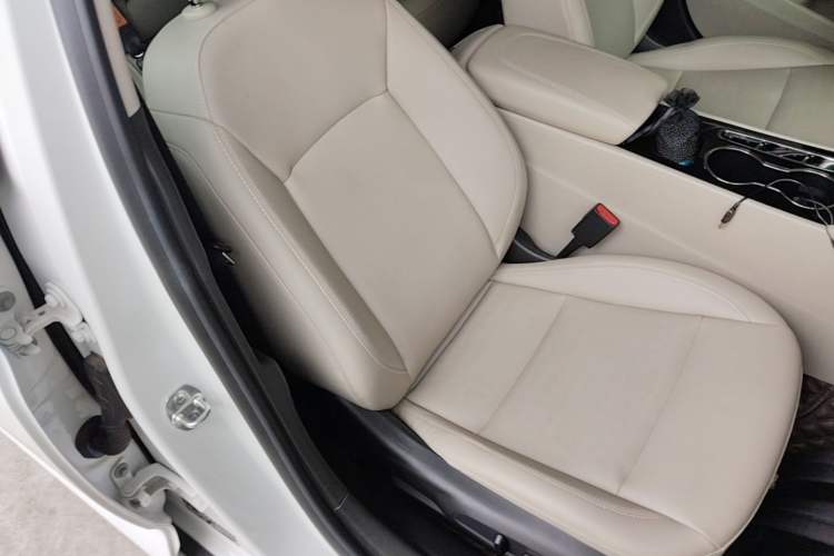 Used Buick Regal 2020 552T Elite Edition Right Front Seat