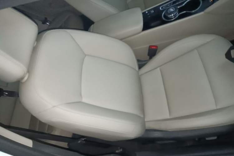 Used Buick Regal 2020 552T Elite Edition Right Front Seat