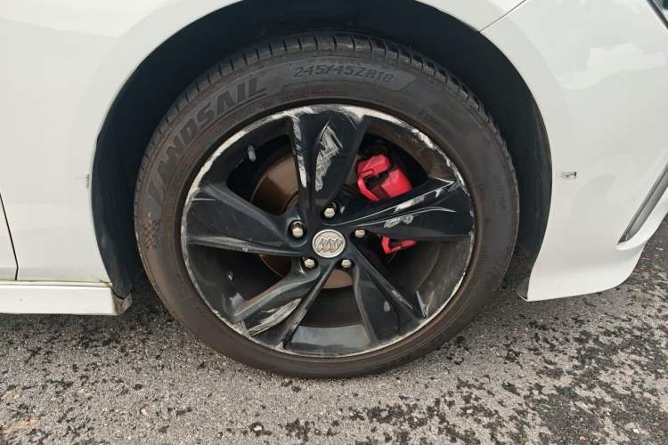 Used Buick Regal 2020 GS 28T Elite Model Right Front Wheel Hub