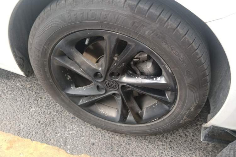 Used Buick Regal 2020 552T Luxury Version Right Front Wheel Hub