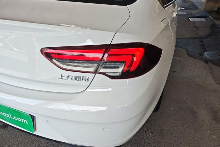 Used Buick Regal 2020 552T Elite Edition Right Rear Taillight