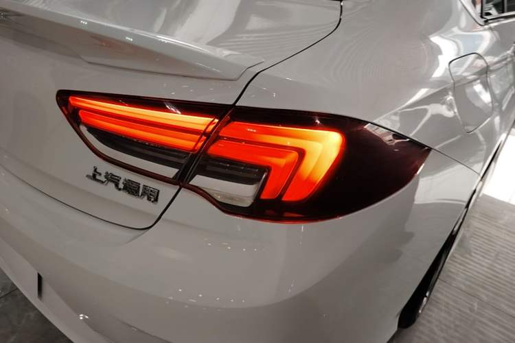 Used Buick Regal 2020 GS 28T Elite Model Right Rear Taillight