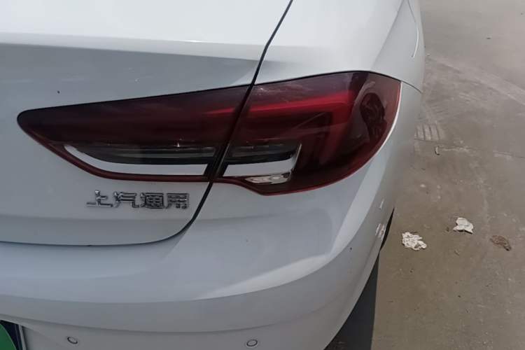 Used Buick Regal 2020 552T Elite Edition Right Rear Taillight
