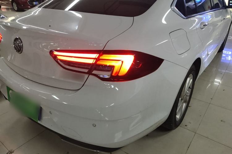 Used Buick Regal 2020 552T Luxury Version Right Rear Taillight