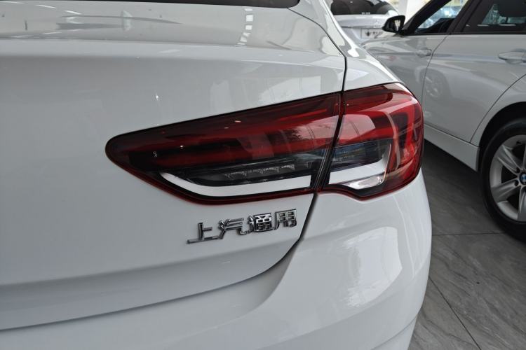 Used Buick Regal 2020 552T Elite Edition Right Rear Taillight