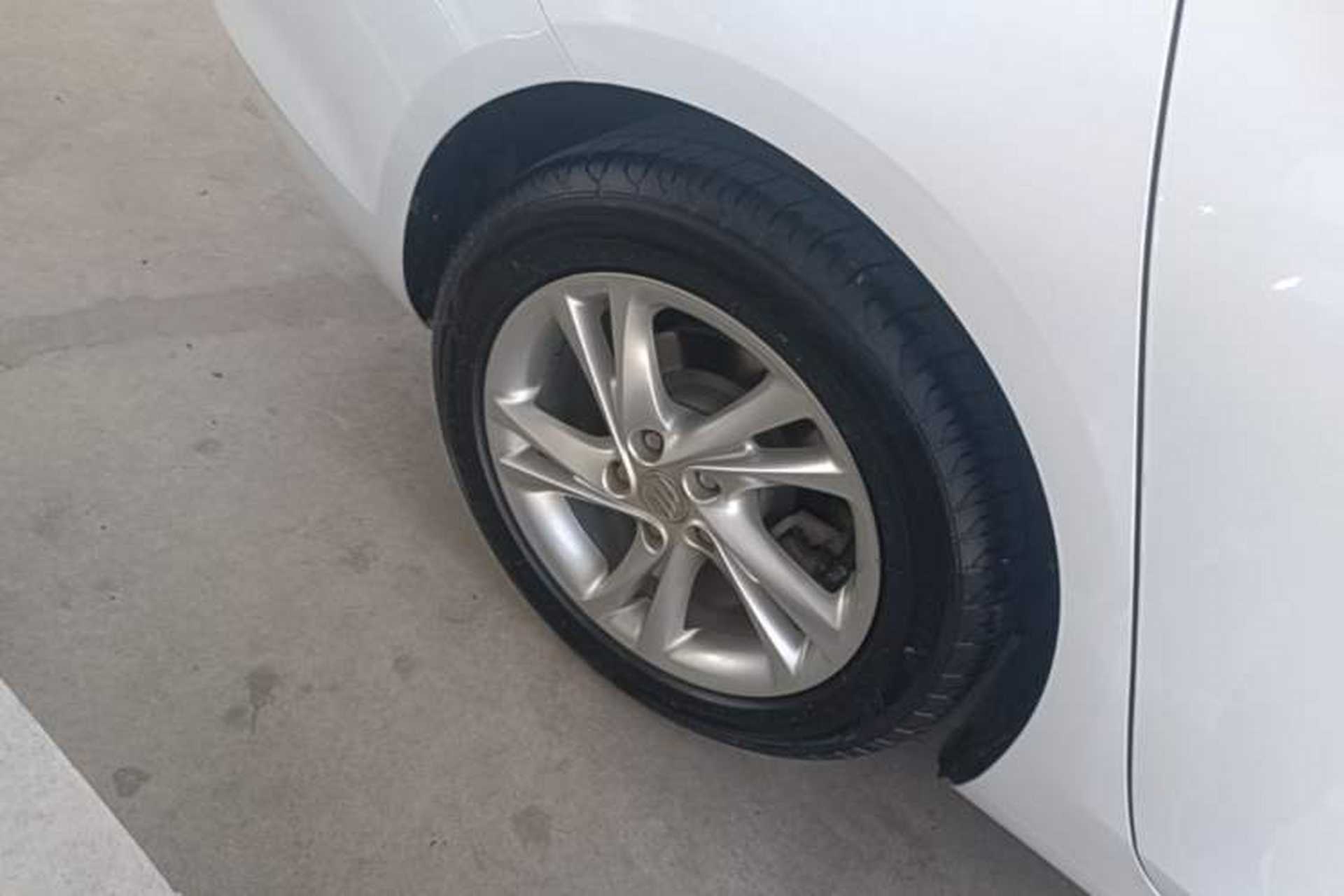 Used Buick Regal 2020 552T Elite Edition Right Rear Wheel Hub