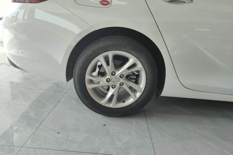Used Buick Regal 2020 552T Elite Edition Right Rear Wheel Hub