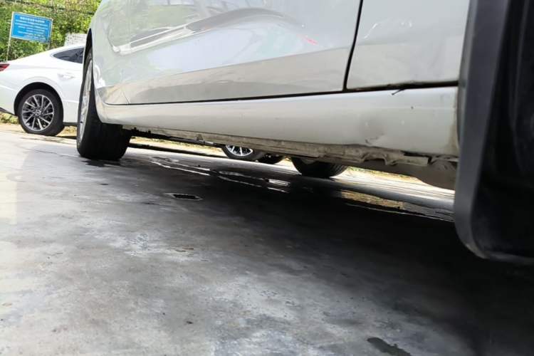 Used Buick Regal 2020 552T Elite Edition Right Side Sill