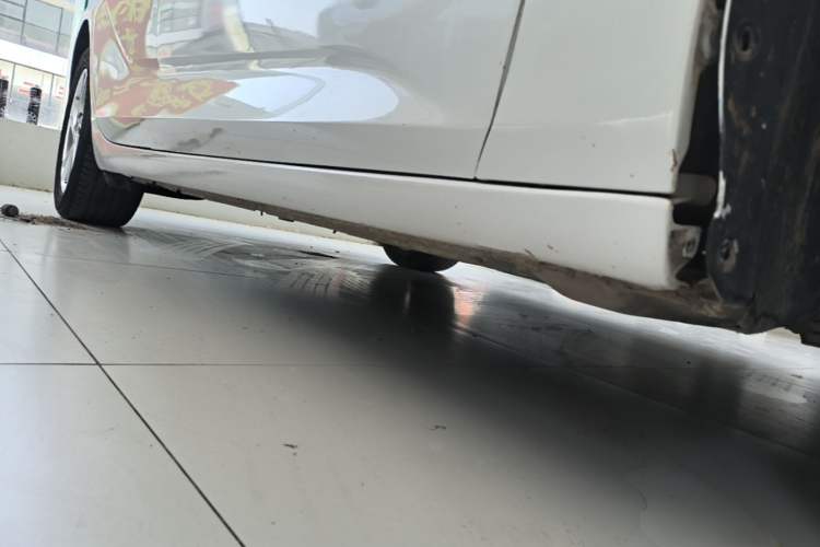 Used Buick Regal 2020 552T Elite Edition Right Side Sill